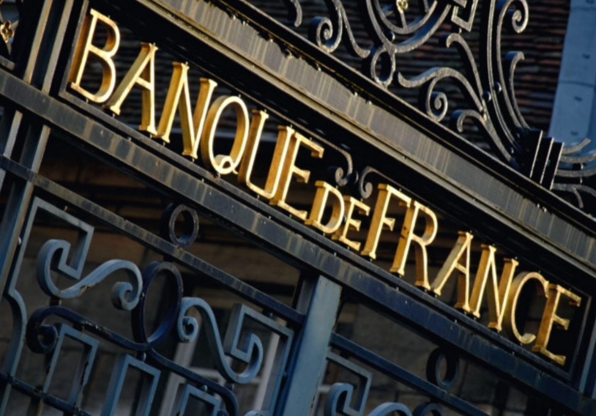 How To Open a Bank Account in France - Home Hunts