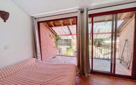 **Townhouse With Terrace In The Lovely Town Of Marciac