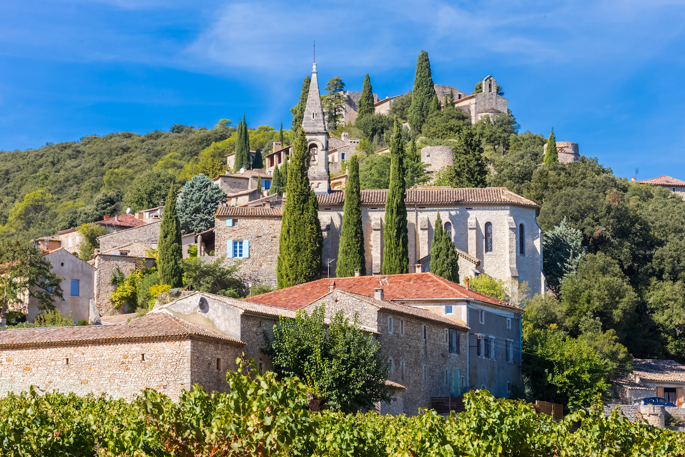 village perché de la Roque-sur-Cèze, Gard, France