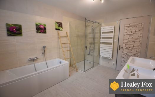 Beautifully Renovated Family Home With Spacious Garden – Near Thiviers, Dordogne