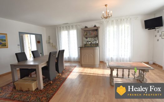 Beautifully Renovated Family Home With Spacious Garden – Near Thiviers, Dordogne