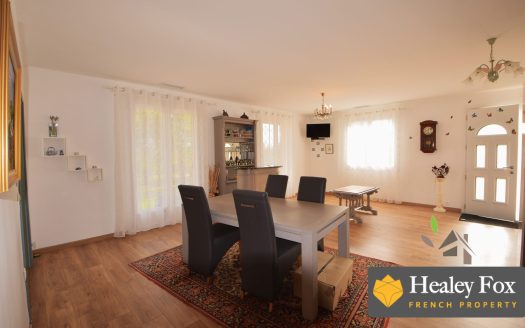 Beautifully Renovated Family Home With Spacious Garden – Near Thiviers, Dordogne