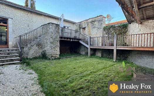 Pretty Renovated Stone House With Gite, Large Courtyard And Garden
