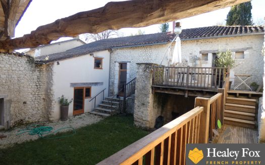Pretty Renovated Stone House With Gite, Large Courtyard And Garden
