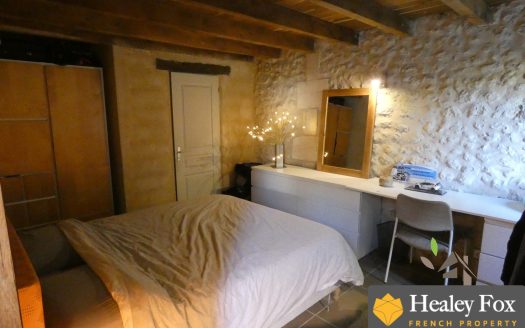 Pretty Renovated Stone House With Gite, Large Courtyard And Garden