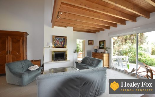 Splendid Villa With Large Terrace, Garden And Stunning Views Of The Surrounding Countryside