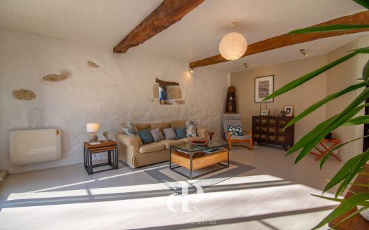 Bright And Cosy Presbytere With Views Of The Church And The Countryside