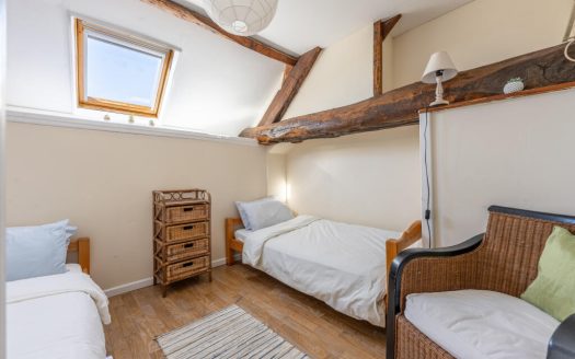 **Superb house with gite