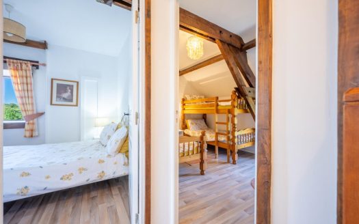 **Superb house with gite