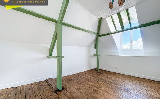 **Beautiful grand stone house with views in the heart of Gavray