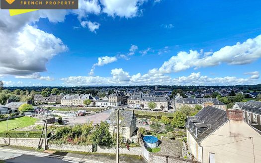 **Beautiful grand stone house with views in the heart of Gavray