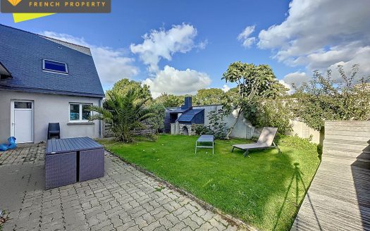 **Villa with pool just 5 minutes from the beach