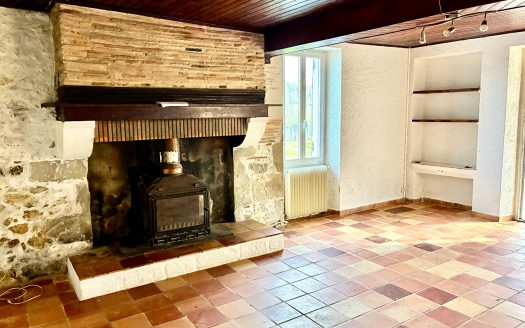 3 Bed Stone Country House With Garden And Unobstructed Views