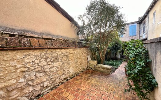 Stone Village House With Garden And Garage, Castillonnes