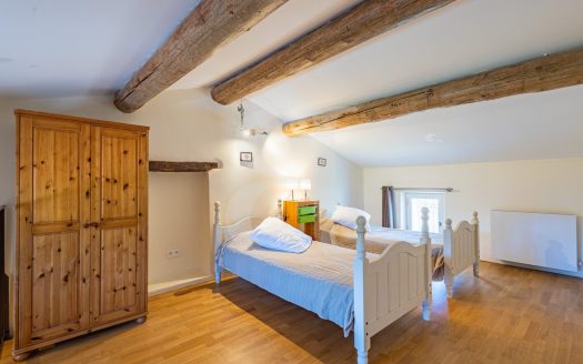 **Exceptional Mas With Gites, Swimming Pool And Stunning Views