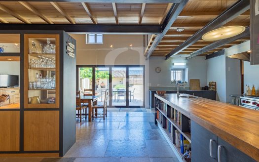 **Exceptional Mas With Gites, Swimming Pool And Stunning Views