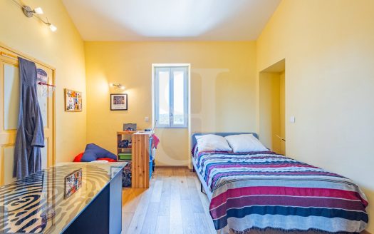 **Exceptional Mas With Gites, Swimming Pool And Stunning Views