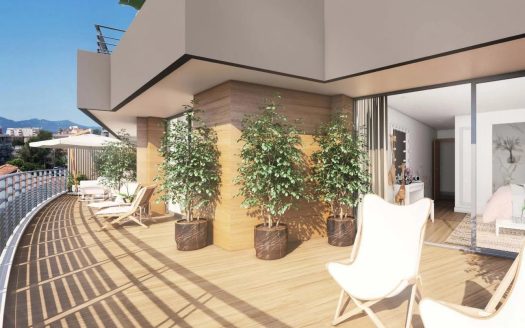 Prestigious Rooftop Penthouse Just Steps From The Old Port, La Croisette And The Beaches