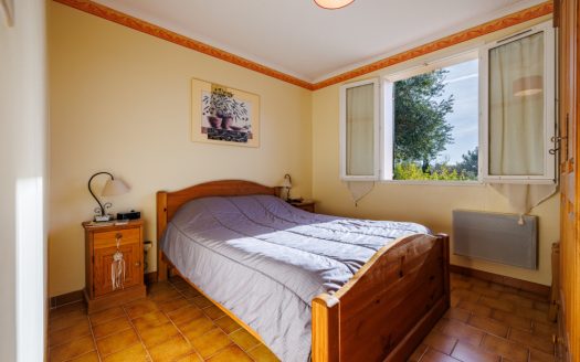 Terraced Village House With Garden Close To All Amenities