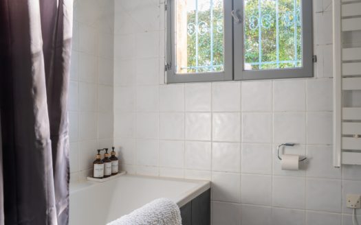 Delightful Villa With Swimming Pool And 2 Studios Close To The Village