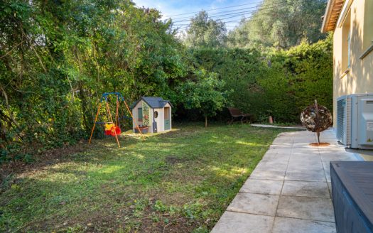 Delightful Villa With Swimming Pool And 2 Studios Close To The Village